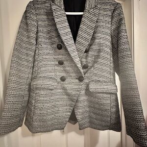 Chic Double-Breasted Blazer